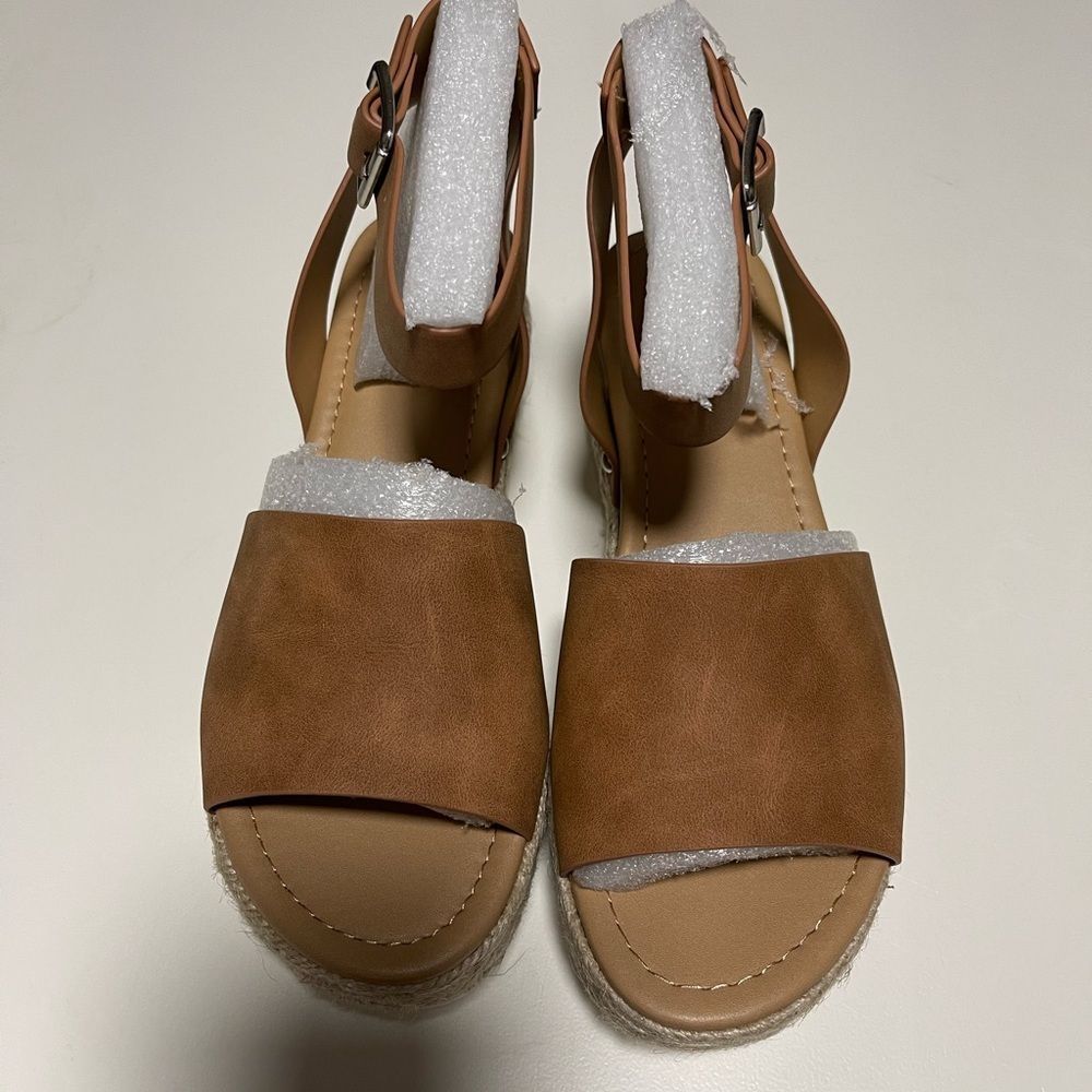 Espadrille Strap Open Toe Sandals NIB - Picture 2 of 9